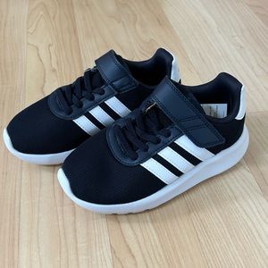 BRAND NEW Classic Adidas Sneakers Little Kids size 11